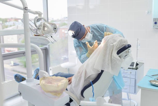 Best Emergency Treatment for Toothache in Seis Lagos, TX